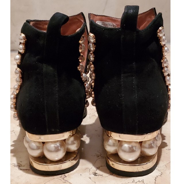 JEFFREY CAMPBELL(ジェフリーキャンベル)のJeffrey Campbell  パールヒールショートブーツ レディースの靴/シューズ(ブーツ)の商品写真