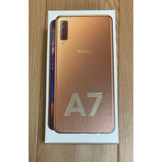 新品未開封 Galaxy A7  スマホ/家電/カメラのスマートフォン/携帯電話(スマートフォン本体)の商品写真