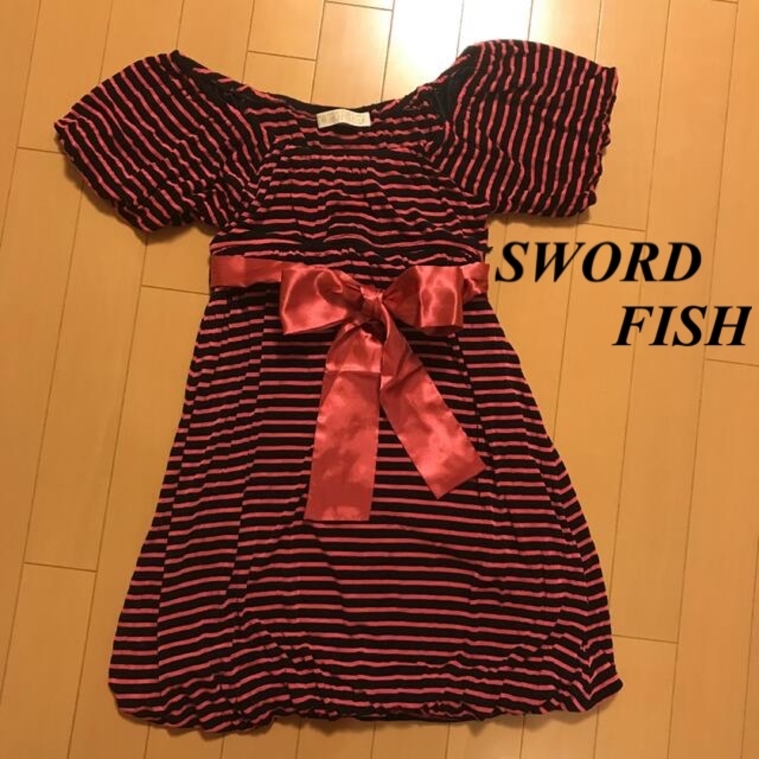 SWORD FISH(ソードフィッシュ)のソードフィッシュ フロントリボン ボーダーミニワンピース パフスリーブ Aライン レディースのワンピース(ミニワンピース)の商品写真