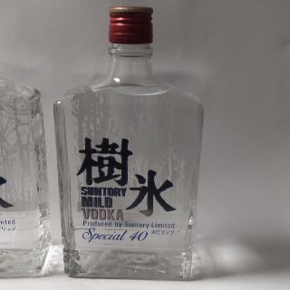 古酒 サントリー 樹氷 ウォッカ VODKA 40度 720ml １本