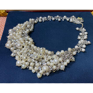 真珠調　ネックレス　レディースファッション(ネックレス)