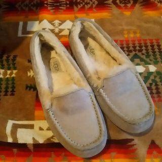 アグ(UGG)のUGG アンスレー GRAY(スリッポン/モカシン)