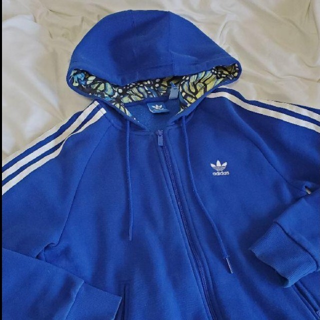 adidas(アディダス)のadidas パーカー レディースのトップス(パーカー)の商品写真