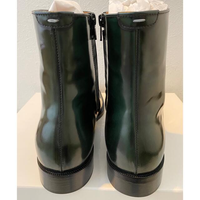 Maison Martin Margiela(マルタンマルジェラ)のMaison Margiela メゾンマルジェラ　グリーンポリッシュレザーブーツ メンズの靴/シューズ(ブーツ)の商品写真