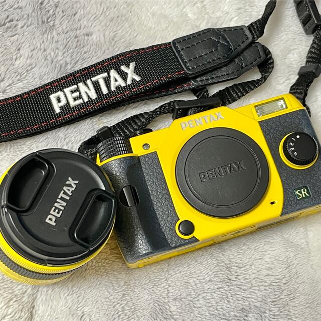 PENTAX デジタル一眼レフカメラ Q7 ズームレンズキット YELLOW 【着後 ...