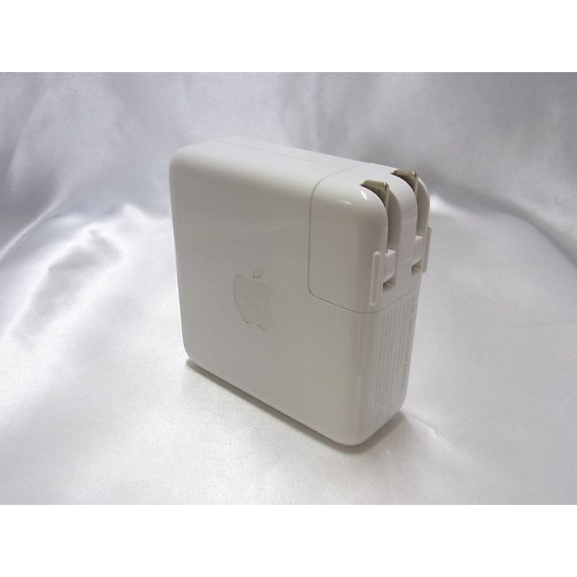 Apple - 中古品 Apple製 61W USB-C 電源アダプタ A-1947 JDA-9の通販