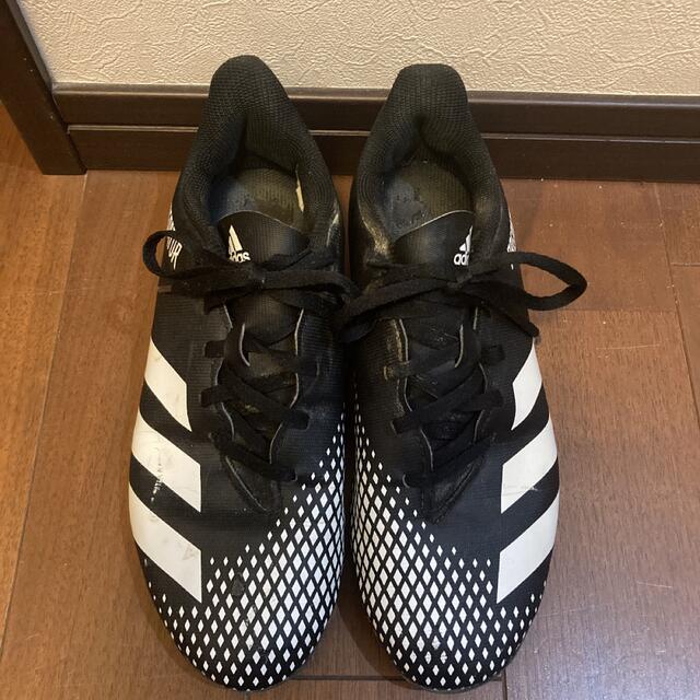 adidas(アディダス)のアディダス　サッカー　スパイク　23.5cm スポーツ/アウトドアのサッカー/フットサル(シューズ)の商品写真