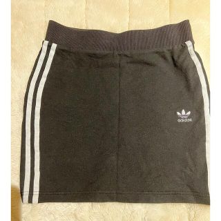 アディダス(adidas)のadidas ミニスカート　ピンク様専用(ミニスカート)