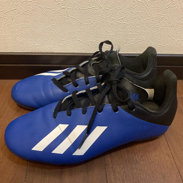 adidas(アディダス)のアディダス　サッカー　スパイク　23.5cm スポーツ/アウトドアのサッカー/フットサル(シューズ)の商品写真