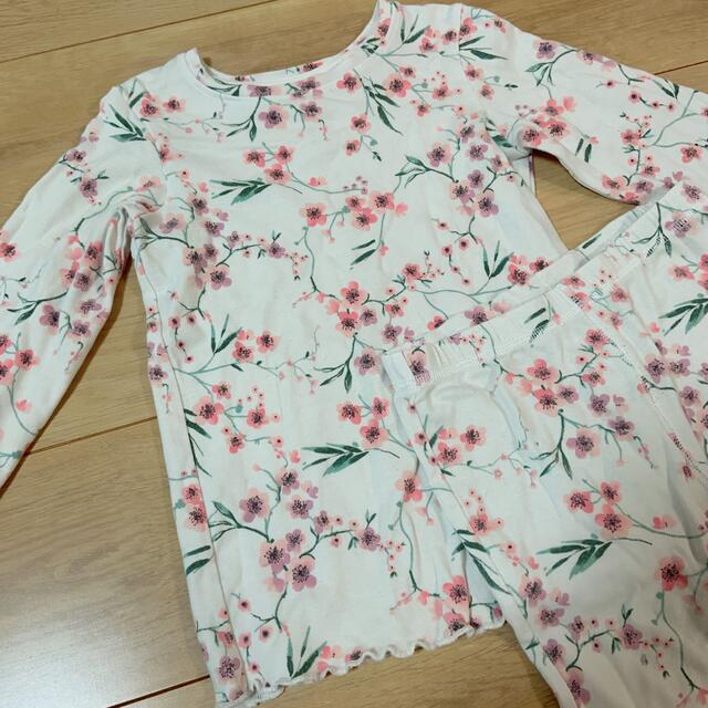 NEXT(ネクスト)のnext   パジャマ　ルームウェア　110 キッズ/ベビー/マタニティのキッズ服女の子用(90cm~)(パジャマ)の商品写真