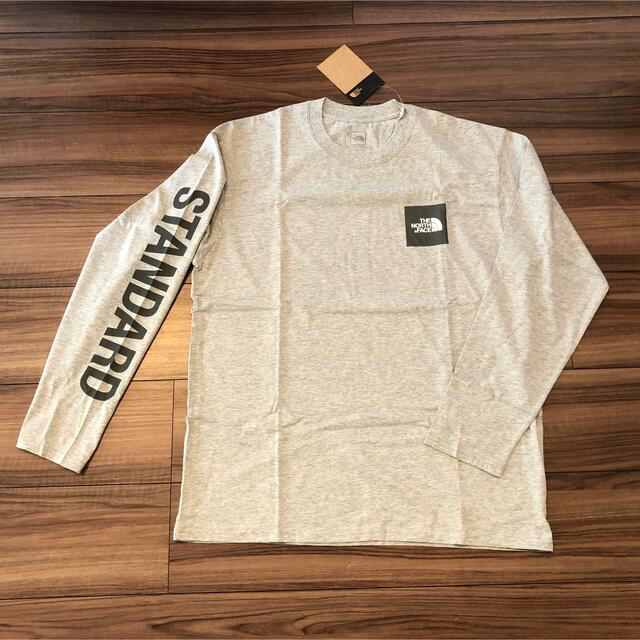 THE NORTH FACE(ザノースフェイス)の【限定】ザ・ノースフェイス スタンダード ロングスリーブTシャツ グレーL メンズのトップス(Tシャツ/カットソー(七分/長袖))の商品写真