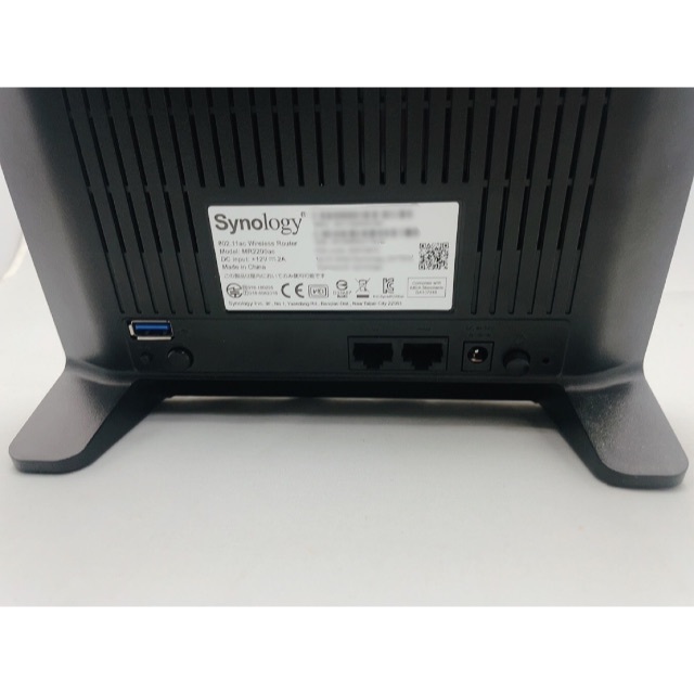 [1042]Synology MR2200AC スマホ/家電/カメラのPC/タブレット(PC周辺機器)の商品写真