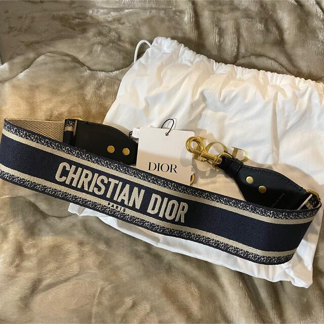 Dior(ディオール)のクリスチャン・ディオール  ショルダーストラップ  エンブロイダリー ト レディースのバッグ(ショルダーバッグ)の商品写真