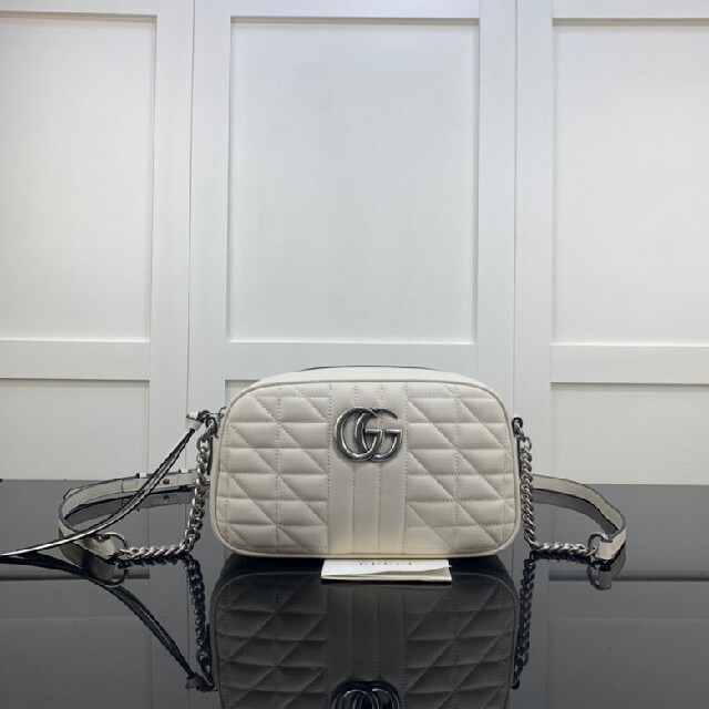 G - 値下げ☆レア☆GUCCI GGマーモント スモールショルダーバッグの
