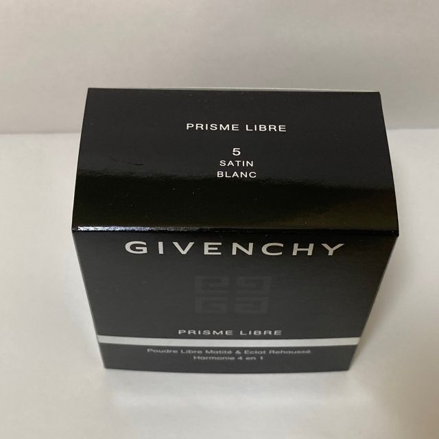 GIVENCHY(ジバンシィ)の未使用 ジバンシイ プリズム リーブル #5 ホワイトサテン フェイスパウダー コスメ/美容のベースメイク/化粧品(フェイスパウダー)の商品写真