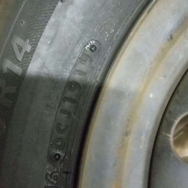 タイヤホイールセット 185/70R14 日産ノートE12純正 2