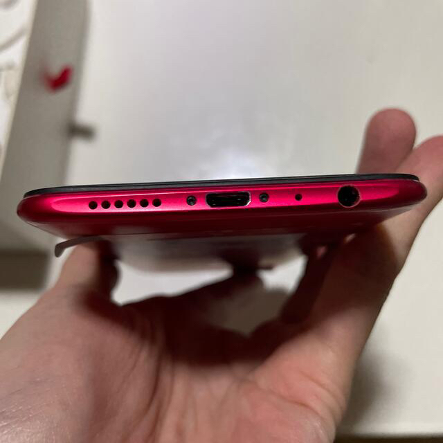 OPPO(オッポ)のOPPO SIMフリースマートフォン R11S RED スマホ/家電/カメラのスマートフォン/携帯電話(スマートフォン本体)の商品写真