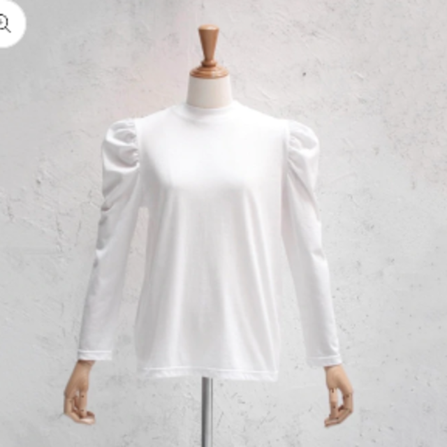 3/6迄の出品】girlish 【究極の白】パフスリーブカットソー