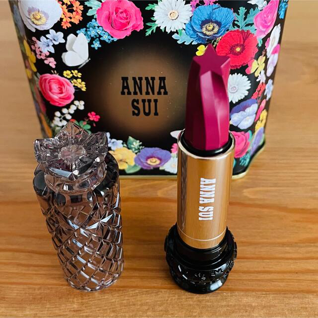 ANNA SUI(アナスイ)のアナスイ　リップスティック　パープル コスメ/美容のベースメイク/化粧品(口紅)の商品写真