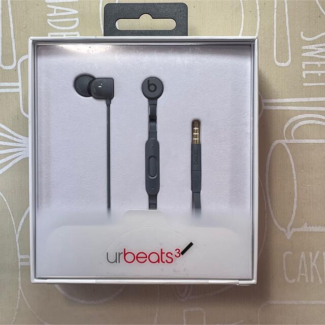 Beats by Dr Dre(ビーツバイドクタードレ)の(新品/未使用) beats urbeats3 3.5mmジャック接続 Gray スマホ/家電/カメラのオーディオ機器(ヘッドフォン/イヤフォン)の商品写真