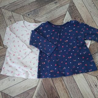 ユニクロ(UNIQLO)のUNIQLBABY 花柄 トレーナー 2枚セット サイズ90(Tシャツ/カットソー)