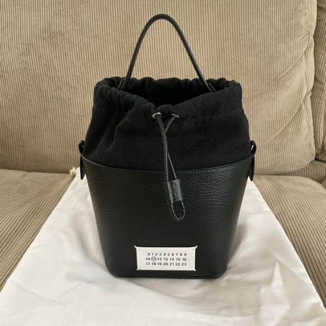 Maison Martin Margiela - MAISON MARGIELA 5AC バケット バッグ ショルダーバッグの通販 by noliz's shop|マルタンマルジェラならラクマ Maison Martin Margiela - MAISON MARGIELA 5AC バケット バッグ ショルダーバッグの通販 by noliz's shop|マルタンマルジェラならラクマ