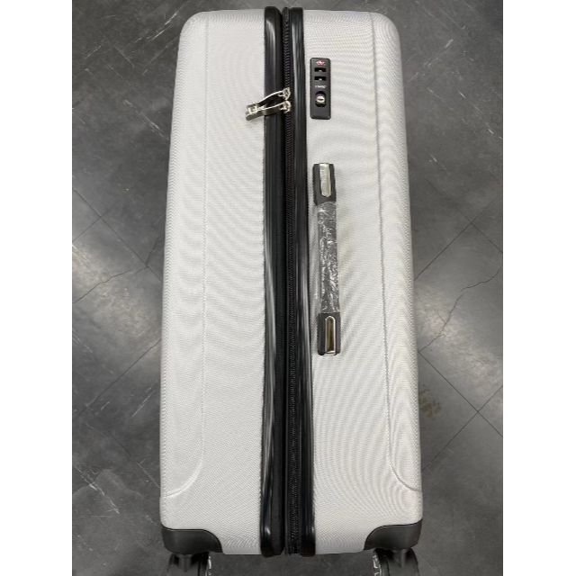 キャリーケース シルバー Lサイズ 新品 拡張機能の通販 by キャン's shop|ラクマ キャリーケース シルバー Lサイズ 新品 拡張機能の通販 by キャン's shop|ラクマ
