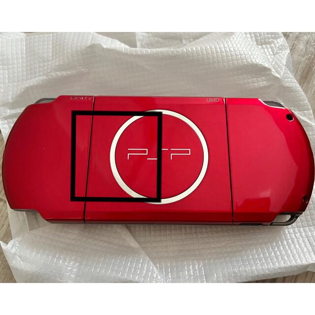 PlayStation Portable(プレイステーションポータブル)のPSP  レッド エンタメ/ホビーのゲームソフト/ゲーム機本体(携帯用ゲーム機本体)の商品写真