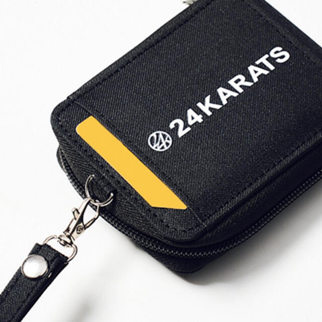 24karats(トゥエンティーフォーカラッツ)の【smart 2022年3月号付録】24karats じゃばら収納 ミニ財布 メンズのファッション小物(コインケース/小銭入れ)の商品写真