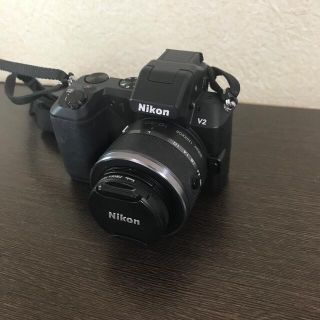 ニコン(Nikon)のNikon 1 V2 (ブラック) ミラーレス(ミラーレス一眼)