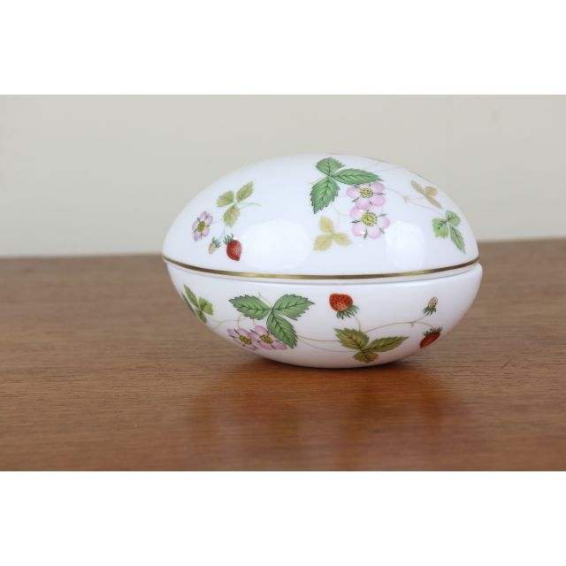 WEDGWOOD - ウェッジウッド ワイルドストロベリー 小物入れ WEDGWOOD - ウェッジウッド ワイルドストロベリー 小物入れ