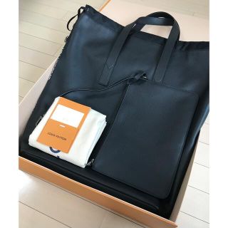 ルイヴィトン(LOUIS VUITTON)のLouis Vuitton Kaba Light Taiga トートバッグ(トートバッグ)