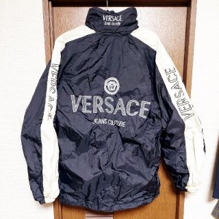 【美品】GIANNI VERSACE 赤　ナイロンジャケット　ジャージ　上着