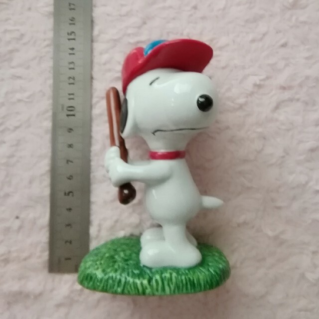 SNOOPY(スヌーピー)のSNOOPY　陶器製　野球タイプ インテリア/住まい/日用品のインテリア小物(置物)の商品写真