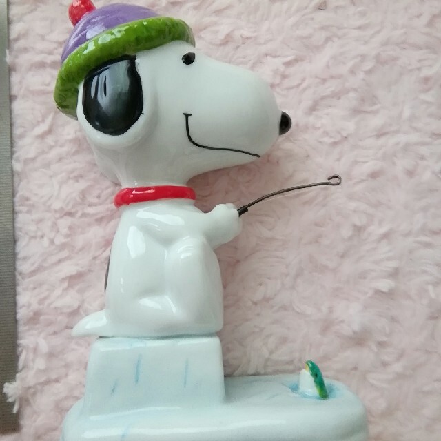 SNOOPY(スヌーピー)のSNOOPY　陶器製　釣りタイプ インテリア/住まい/日用品のインテリア小物(置物)の商品写真