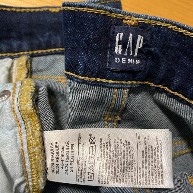 GAP(ギャップ)の★ 処分前再値下げ　GAP デニム　ジーンズ　24 レギュラーフィット　ダメージ レディースのパンツ(デニム/ジーンズ)の商品写真