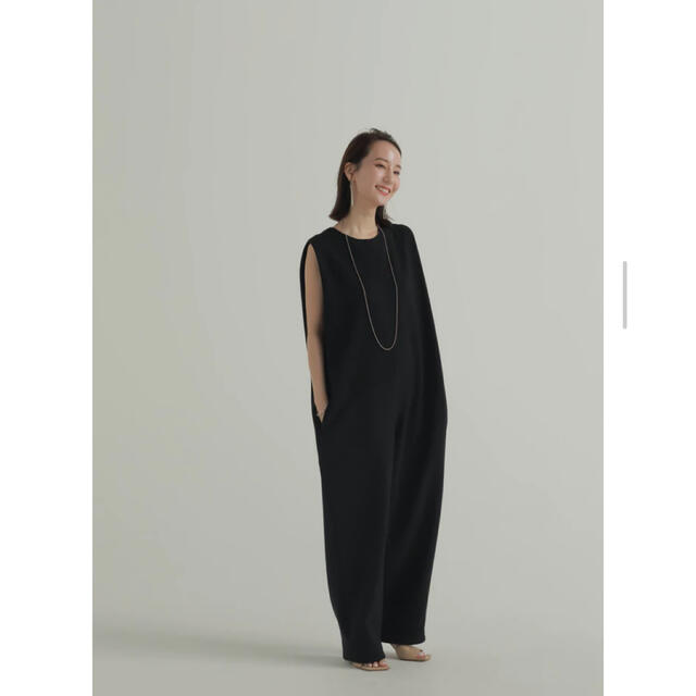 TODAYFUL(トゥデイフル)のgeorgette wide overall louren レディースのパンツ(サロペット/オーバーオール)の商品写真