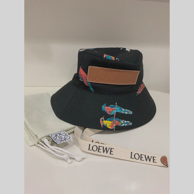 LOEWE(ロエベ)の☆新品☆ロエベ パウラズイビザ　Paula’s Ibiza パロットハット レディースの帽子(ハット)の商品写真