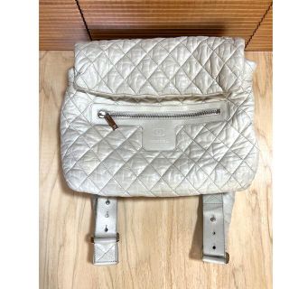 CHANEL(リュック/バックパック ・ ホワイト/白色系)のフリマ CHANEL(リュック/バックパック ・ ホワイト/白色系)のフリマ