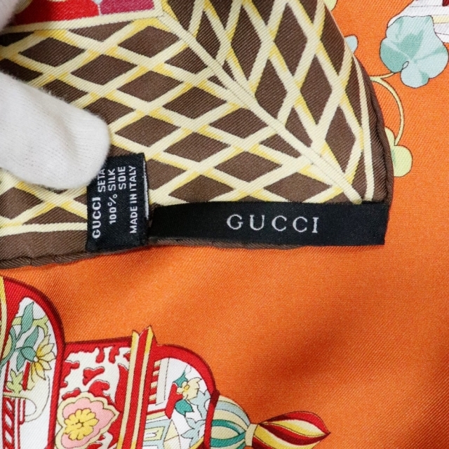 正規逆輸入品】 GUCCI グッチ 馬柄スカーフ 100%シルク 88cm x eu
