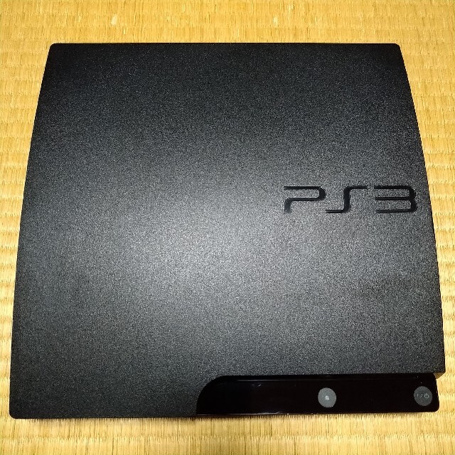 PlayStation3(プレイステーション3)のPS3本体　コントローラー2個　ソフト5本セット エンタメ/ホビーのゲームソフト/ゲーム機本体(家庭用ゲーム機本体)の商品写真