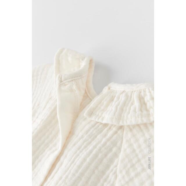 ZARA KIDS(ザラキッズ)のテクスチャーフリルシャツ キッズ/ベビー/マタニティのベビー服(~85cm)(シャツ/カットソー)の商品写真