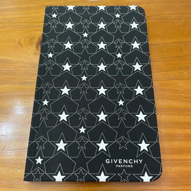 GIVENCHY(ジバンシィ)のジバンシー　GIVENCHY ノート　ノベルティ インテリア/住まい/日用品の文房具(ノート/メモ帳/ふせん)の商品写真