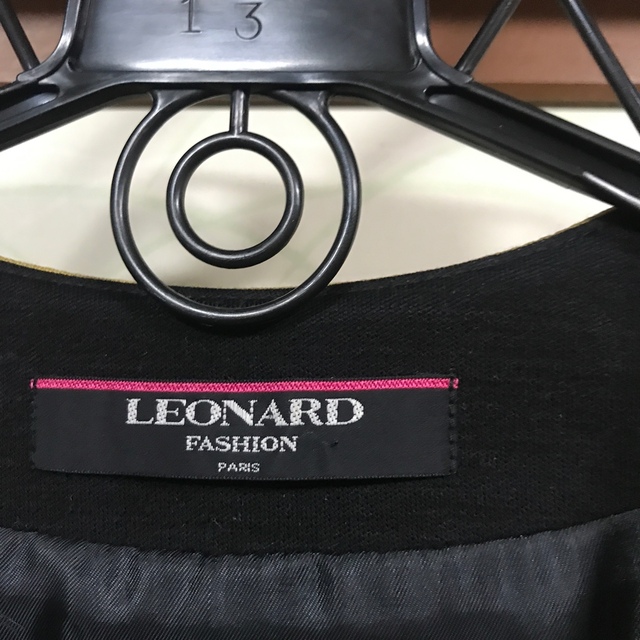 LEONARD(レオナール)のレオナード　ジャケット レディースのジャケット/アウター(ノーカラージャケット)の商品写真