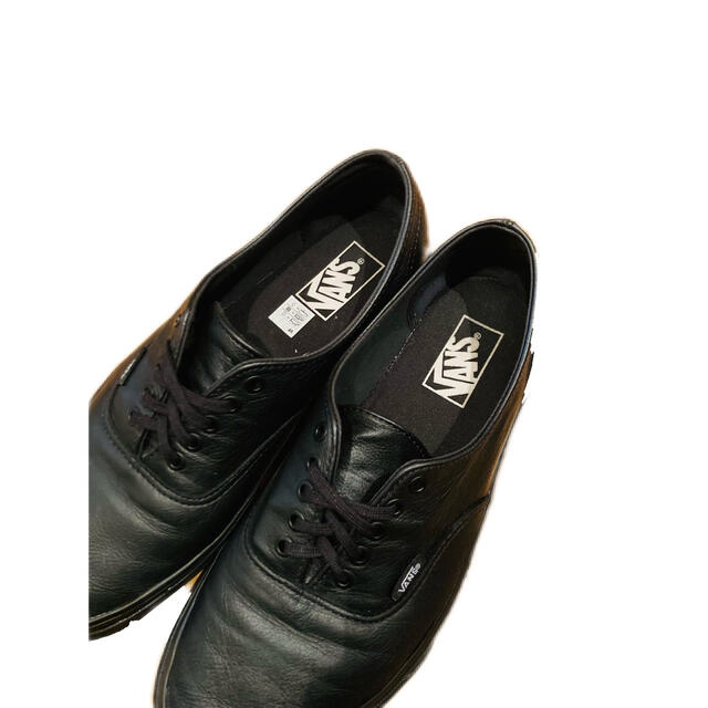 VANS(ヴァンズ)のVANS authentic レザー ブラック 27cm メンズの靴/シューズ(スニーカー)の商品写真