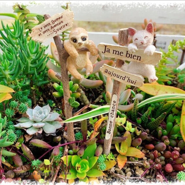 ガーデンピック♡ ぶら下がりナマケモノ〜♡ オーナメント　多肉植物　鉢　寄植え インテリア/住まい/日用品のインテリア小物(その他)の商品写真