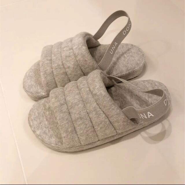 店頭受取対応商品 Christian Louboutin トングサンダル ホワイト