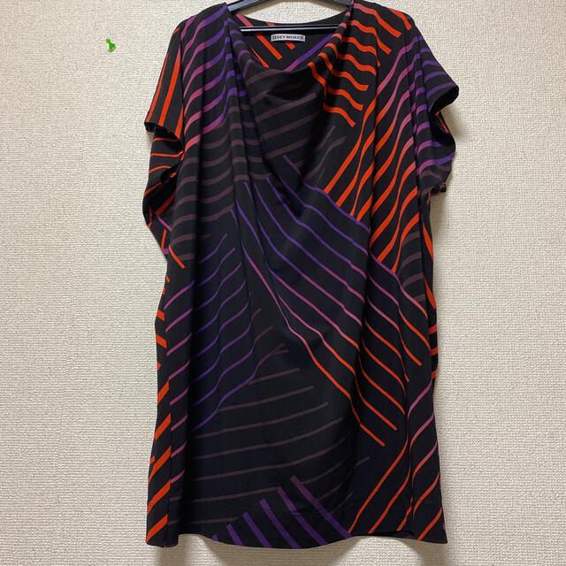 ISSEY MIYAKE(イッセイミヤケ)のイッセイ　ミヤケ　チュニック レディースのトップス(チュニック)の商品写真