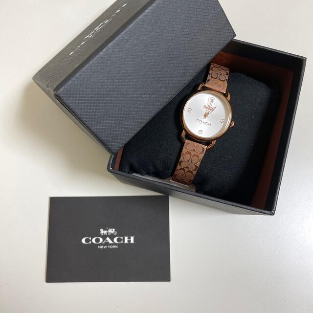 COACH(コーチ)の【早い者勝ち】COACH デランシー 腕時計 ローズゴールド レディースのファッション小物(腕時計)の商品写真