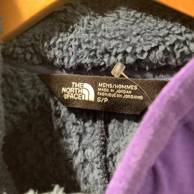 THE NORTH FACE(ザノースフェイス)のTHE NORTH FACEフリースベストノースフェイスブルーグレー メンズのトップス(ベスト)の商品写真